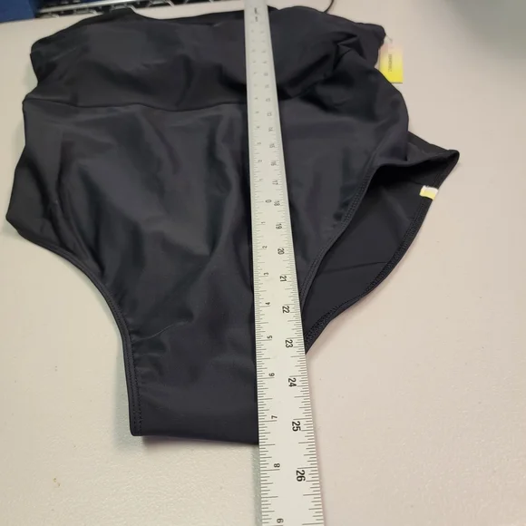 Summersalt Size 14 Black The High Neck One Piece Swim Suit Women’s - Picture 5 of 6